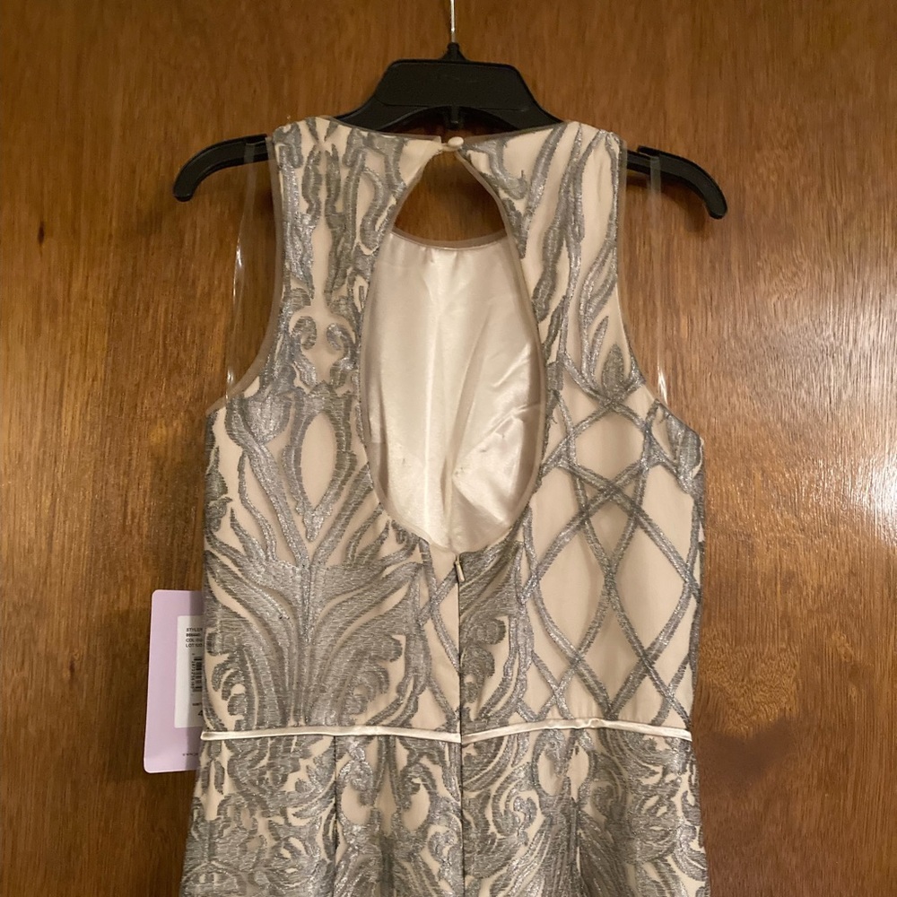 NWT JS COLLECTIONS metallic embroidered halter maxi dress SZ 4 * holiday dress - Picture 5 of 6